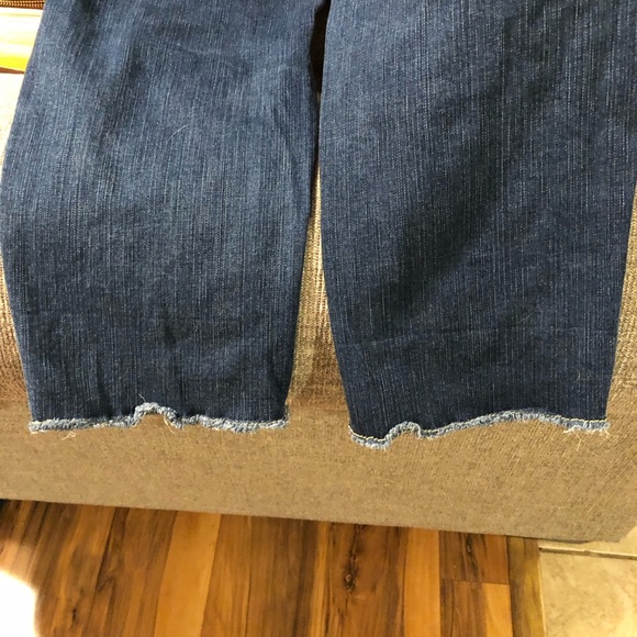 Torrid Denim Sz 18 Boyfriend Crop - Picture 3 of 5